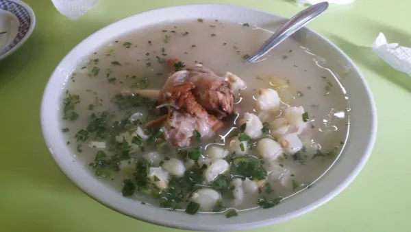 Caldo de Cabeza de Carnero | Receta Tradicional Peruana